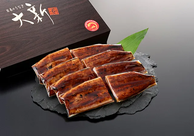 鰻蒲焼じっくり焼き　ハーフカット　8枚入り